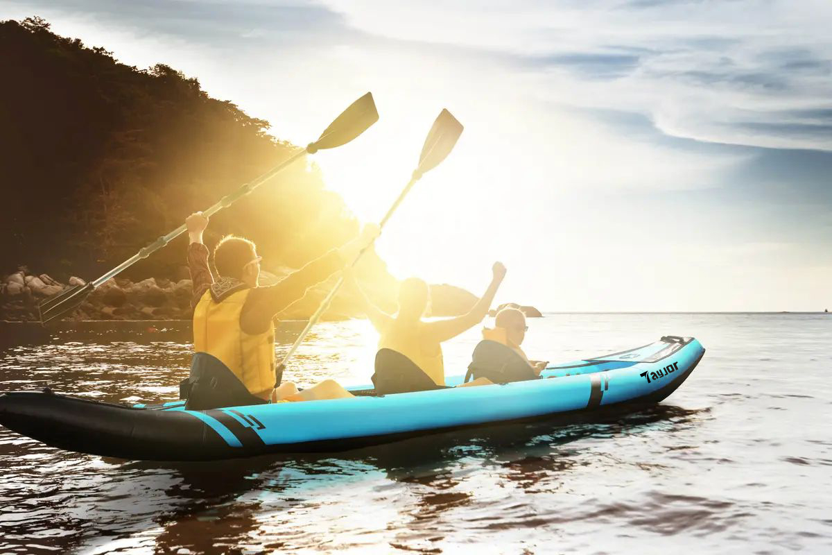 3 persons inflatable kayak