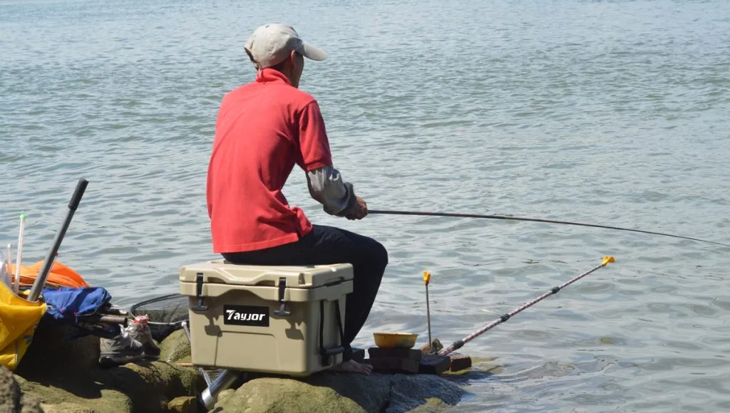 35L AH Small Cooler Box For Fishing